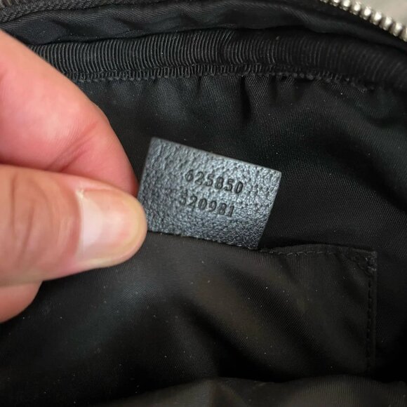 GUCCI - Off The Grid Shoulder Bag Canvas 625850 520981 - Picture 3 of 16